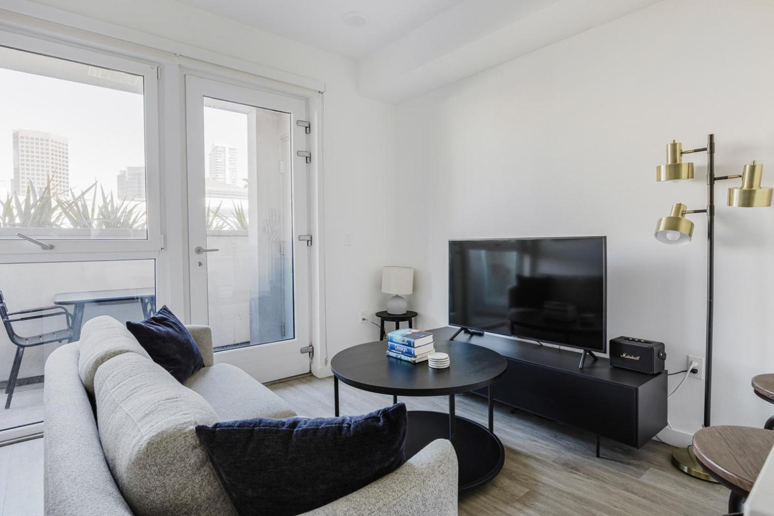 Apartment Blueground Brentwood Pool Ac Nr Getty Lax-1294 Los Angeles
